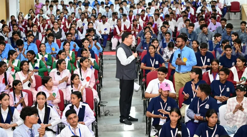 मुख्यमंत्री धामी के नेतृत्व में युवाओं के सपनों को मिल रही उड़ान, शिक्षा, रोजगार और स्वरोजगार के अवसरों पर जोर