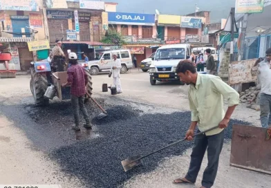 15 अक्टूबर तक गड्ढामुक्त होंगी उत्तराखंड की सड़कें, हर जिले में युद्धस्तर पर काम शुरू