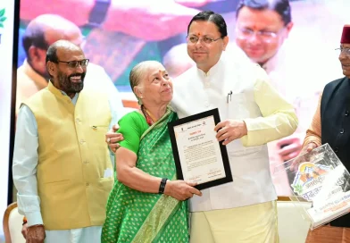 मुख्यमंत्री धामी ने निभाया ‘प्रदेश के बेटे’ का फर्ज, वरिष्ठजनों के सम्मान, सुरक्षा और सुविधाओं का दिलाया भरोसा