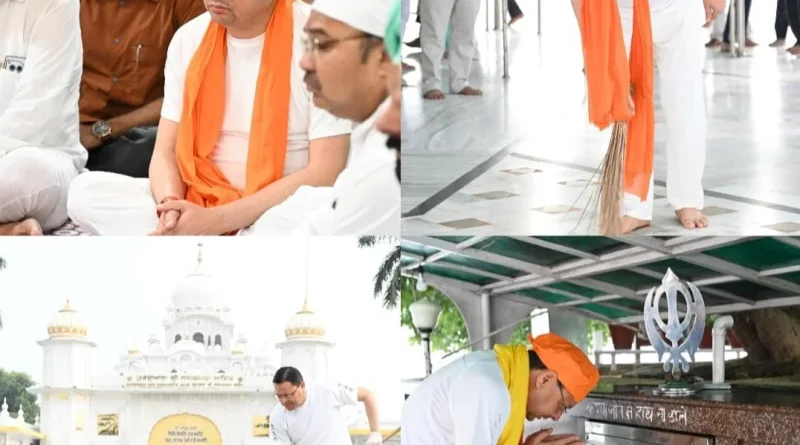 ‘सेवा संकल्प अभियान’ के तहत नानकमत्ता पहुंचे मुख्यमंत्री धामी, स्वच्छता अभियान में किया श्रमदान